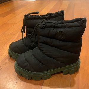 Farm Rio Shoes Nwob Farm Rio Lug Sole Bootie